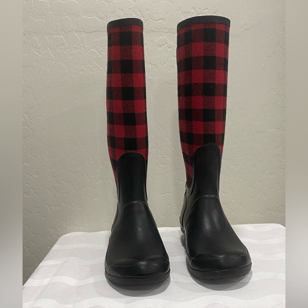 Austin Trading Co Tall Rain Boots size 7